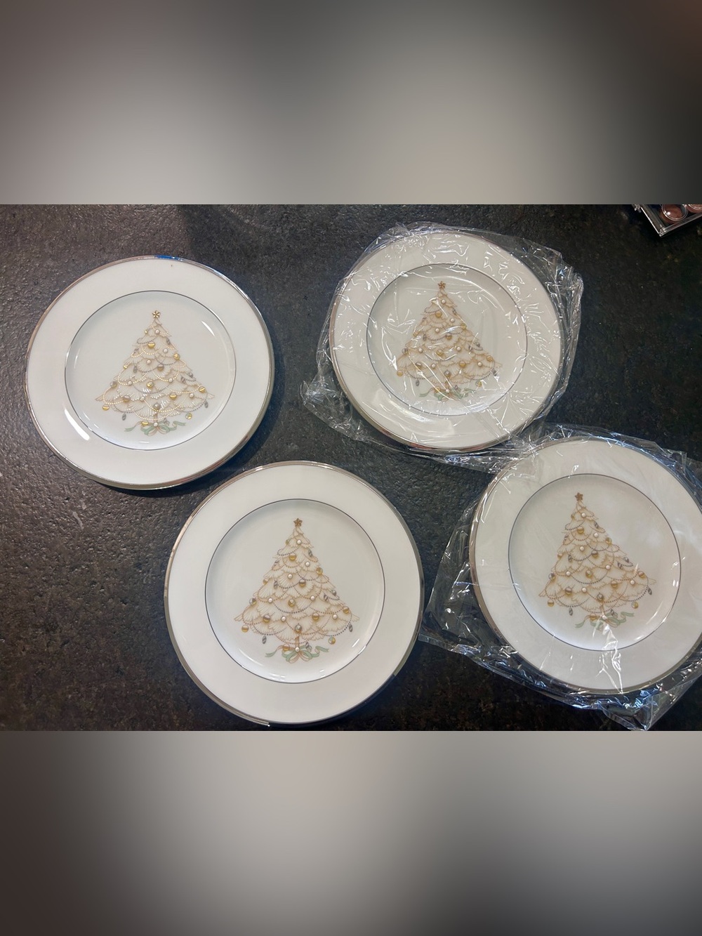 NWT Set of 4: NORITAKE Bone China Palace Christmas Platinum 4781 8.5"
SALAD - Picture 4 of 7